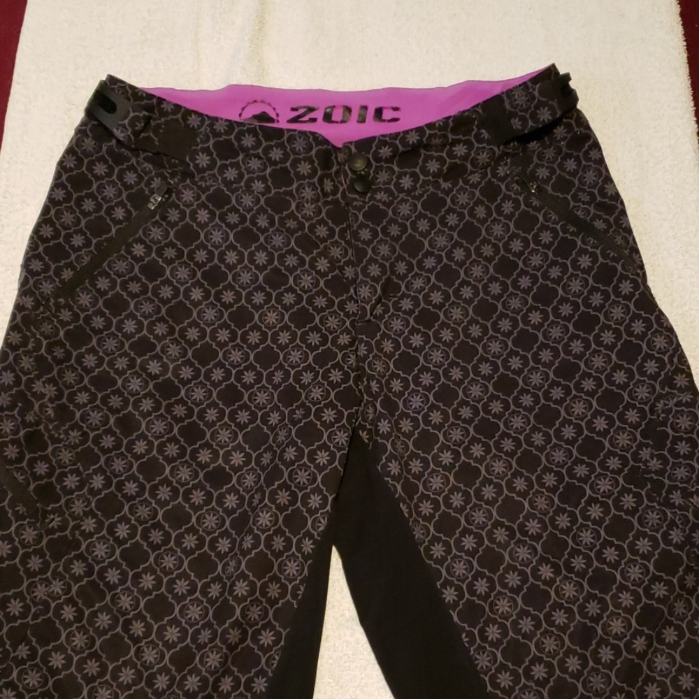 Cycling shorts